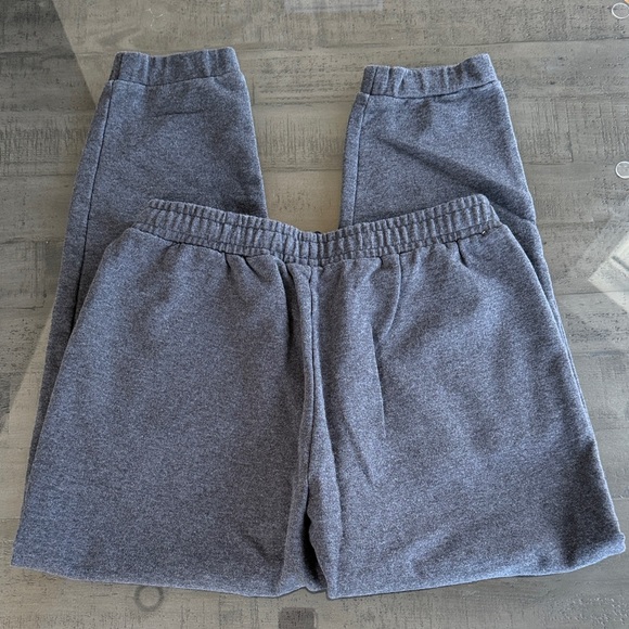 Gymshark 2 pairs of Mens Size M Jogger Sweatpants Light Gray and Dark Gray. - Picture 8 of 10